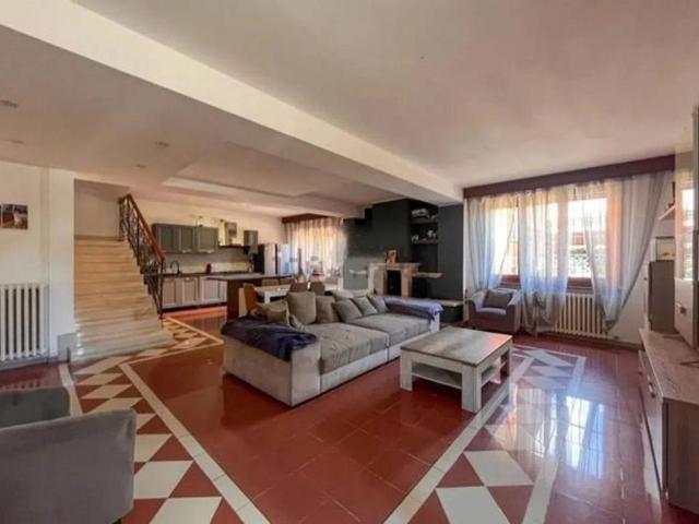 Villa in vendita a Castrezzato BS