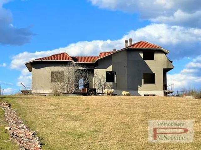 Villa in vendita a Castro dei Volsci FR