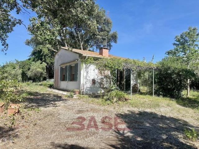 Villa in vendita a Cecina