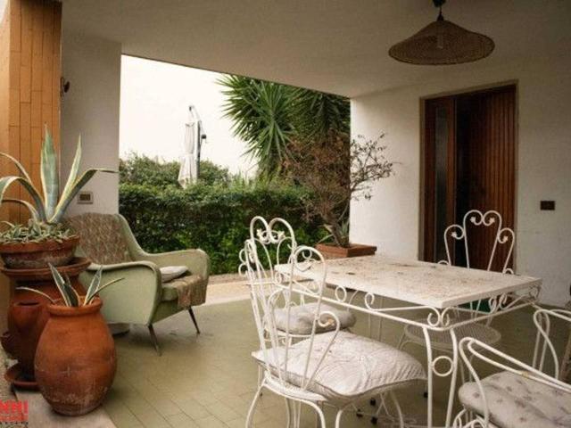 Villa in vendita a Cecina