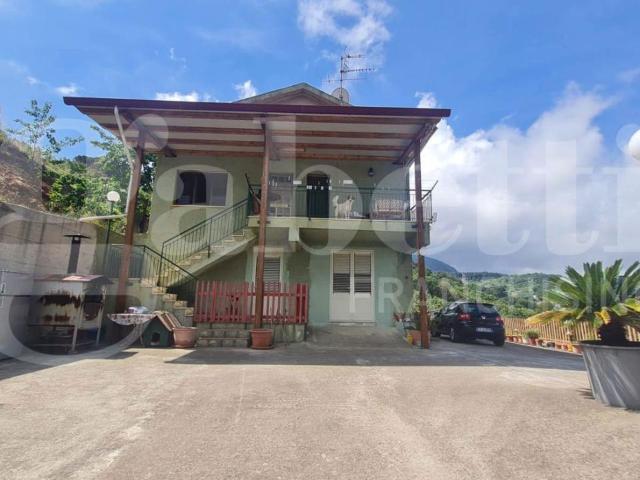 Villa in vendita a Cefalu'