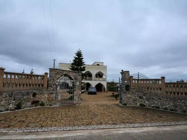 Villa in vendita a Ceglie Messapica BR