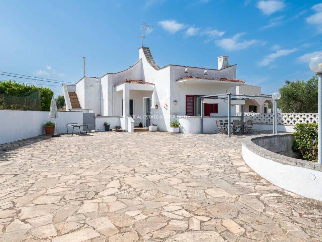Villa in vendita a Ostuni BR