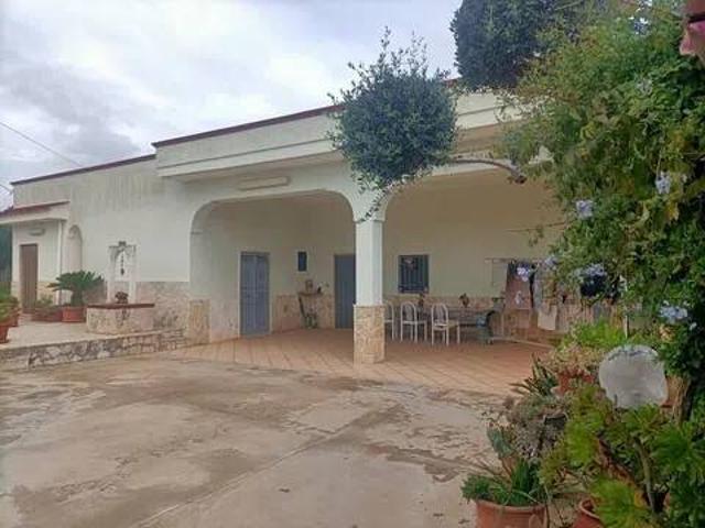 Villa in vendita a Ceglie Messapica BR