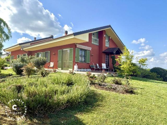 Villa in vendita a Cellarengo AT