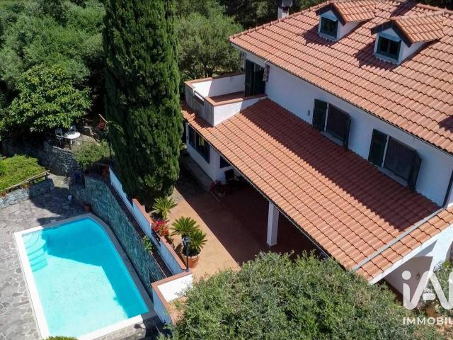 Villa in vendita a Celle Ligure