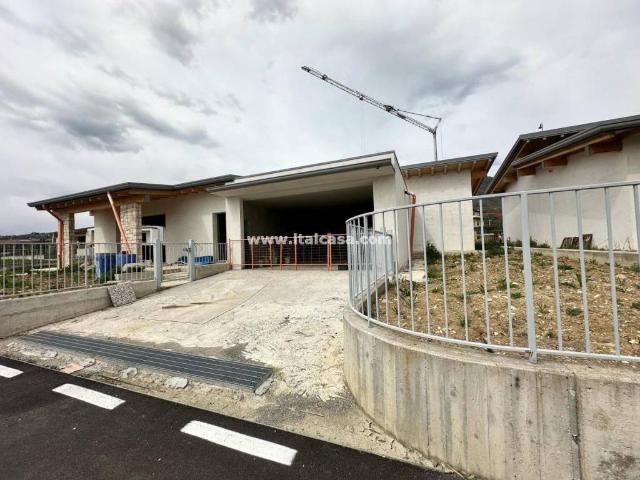 Villa in vendita a Cenate Sopra BG