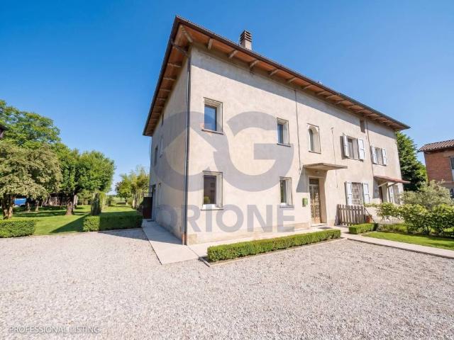 Villa in vendita a Cento FE