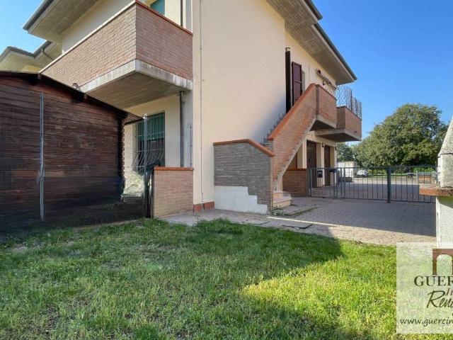 Villa in vendita a Cento FE