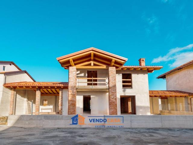 Villa in vendita a Centallo CN
