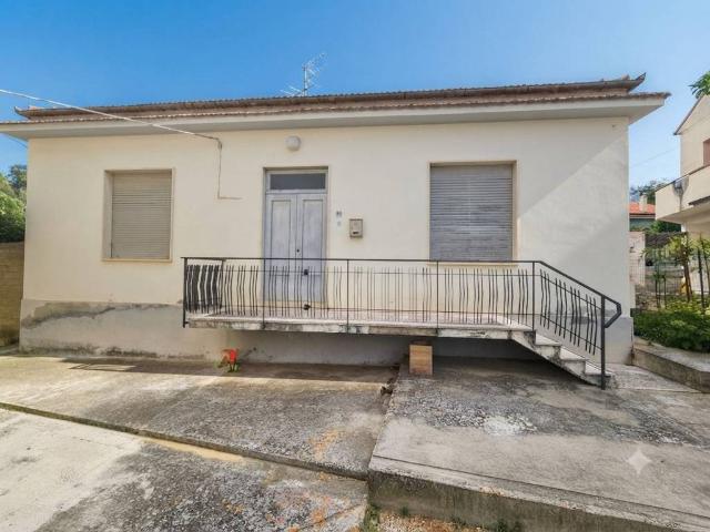 Villa in vendita a Cepagatti PE