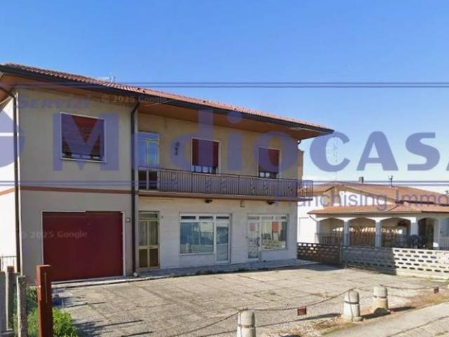 Villa in vendita a Ceregnano RO