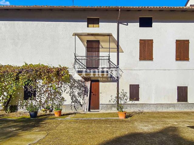 Villa in vendita a Cereseto AL