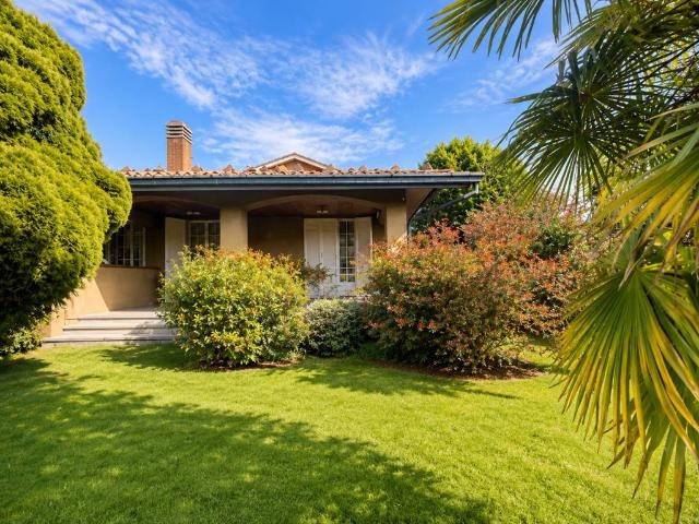 Villa in vendita a Cermenate CO