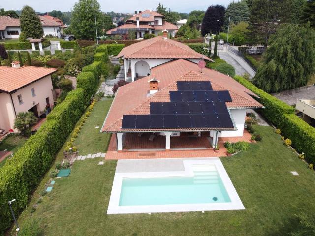 Villa in vendita a Cermenate CO