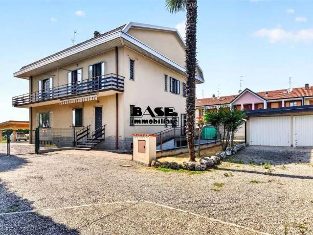 Villa in vendita a Cermenate CO