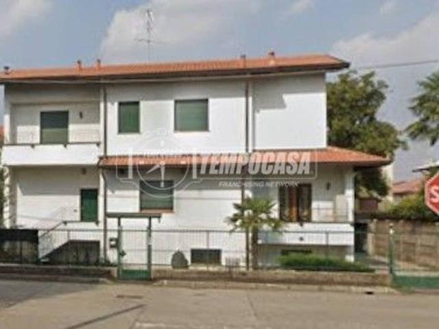 Villa in vendita a Cerro Maggiore
