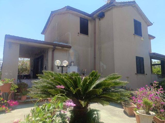 Villa in vendita a Cerveteri RM