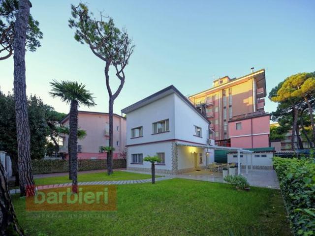 Villa in vendita a Cervia, Milano Marittima