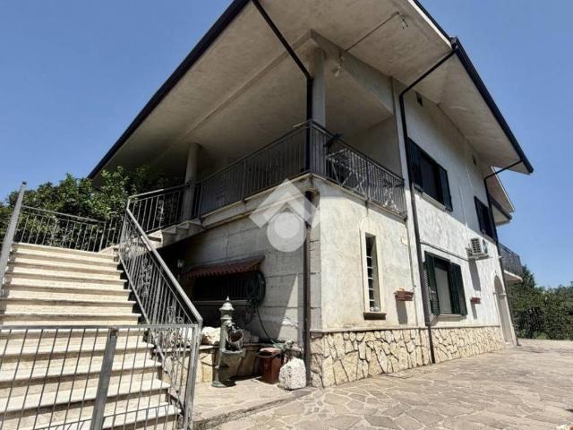 Villa in vendita a Cervinara AV