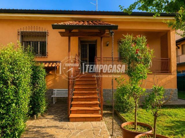 Villa in vendita a Cesano Maderno
