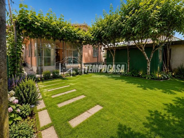 Villa in vendita a Cesano Maderno