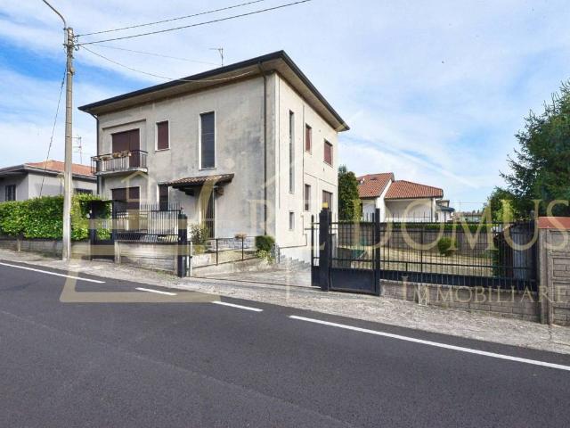 Villa in vendita a Cesano Maderno MB