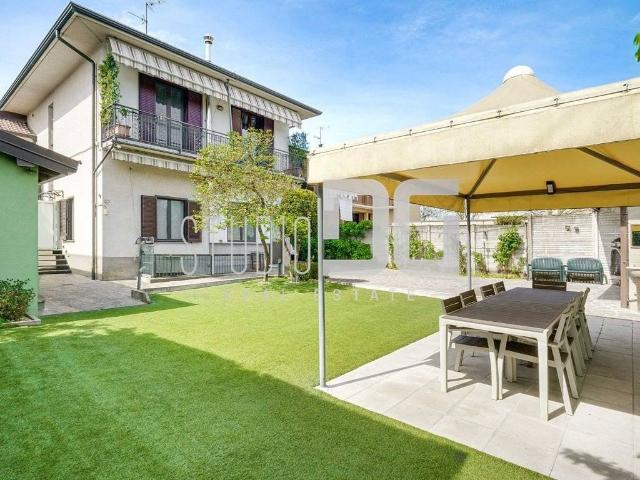 Villa in vendita a Cesano Maderno MB