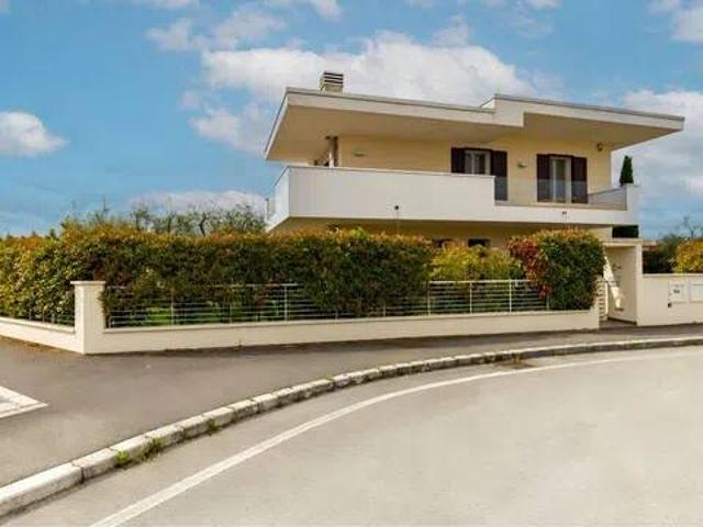 Villa in vendita a Cesena FC