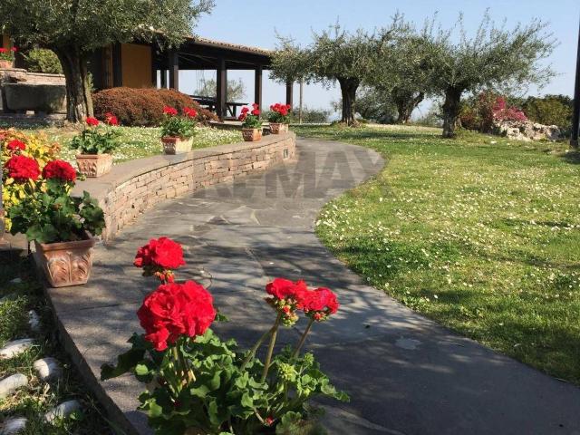 Villa in vendita a Cesena