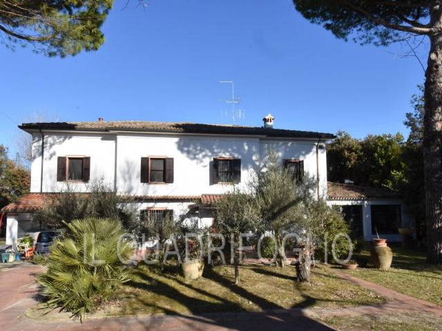 Villa in vendita a Cesena