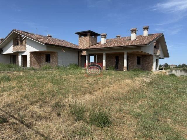 Villa in vendita a Cesenatico FC