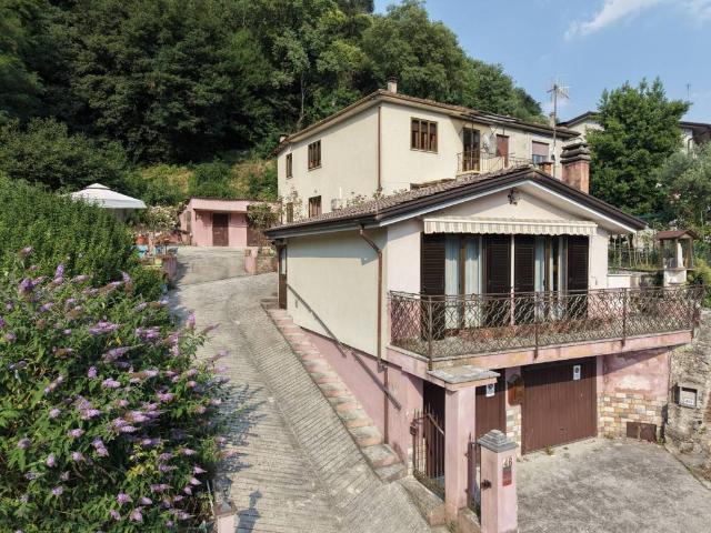 Villa in vendita a Chiampo VI
