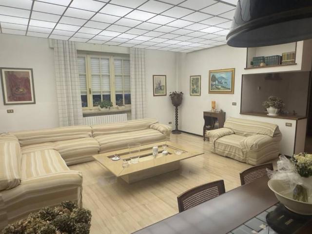 Villa in vendita a Chiari BS