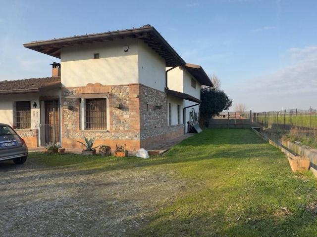 Villa in vendita a Chiari BS