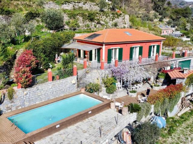 Villa in vendita a Chiavari GE