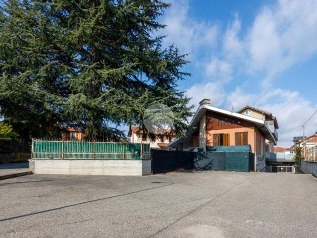 Villa in vendita a Chieri TO