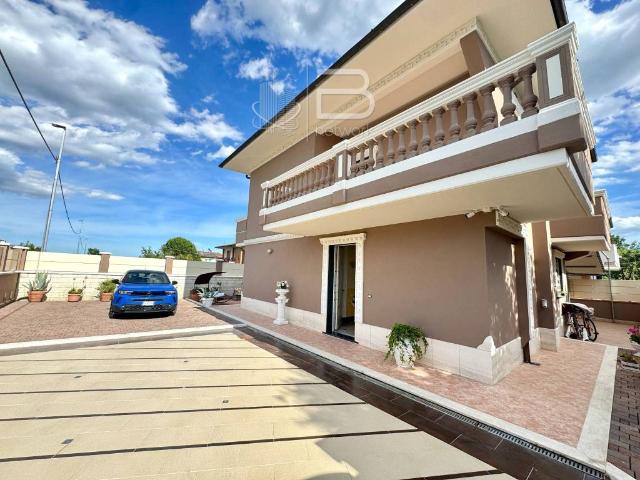Villa in vendita a Chiesina Uzzanese PT