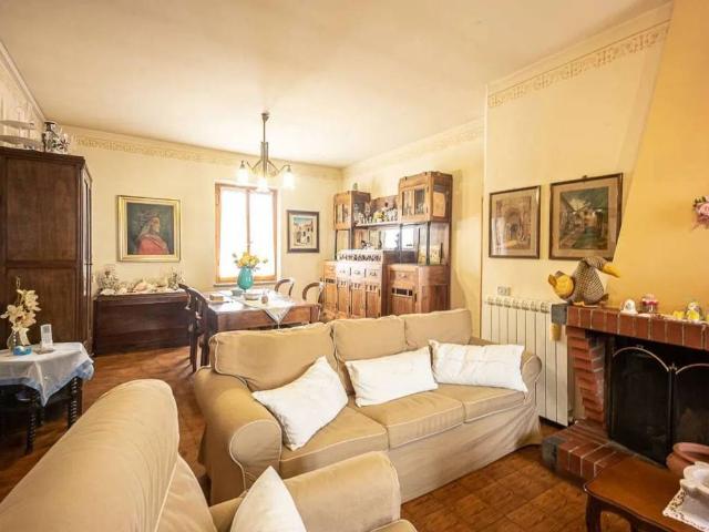Villa in vendita a Chiesina Uzzanese PT