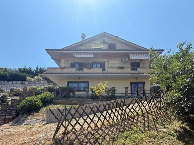 Villa in vendita a Chieti CH
