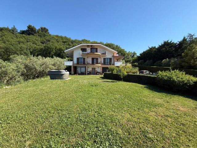 Villa in vendita a Chieti CH
