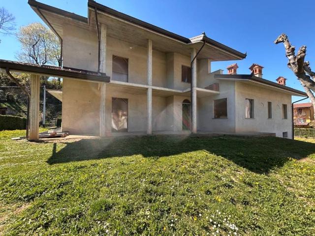 Villa in vendita a Chiusa di Pesio CN
