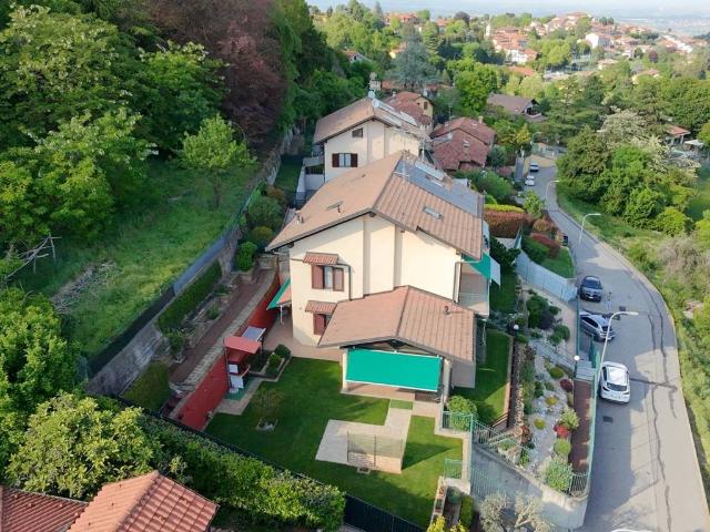 Villa in vendita a Chivasso TO