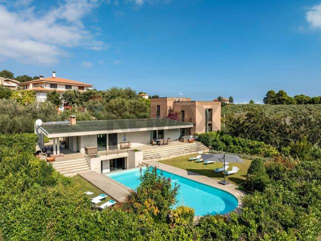 Villa in vendita a Citta' Sant'Angelo