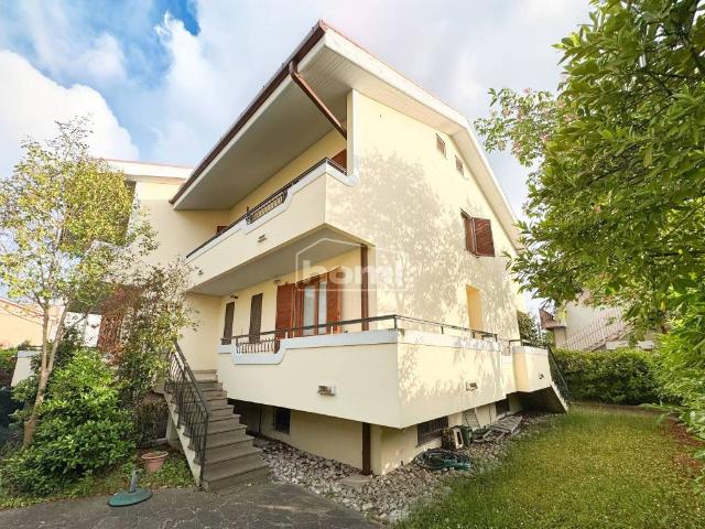 Villa in vendita a Città Sant'Angelo PE