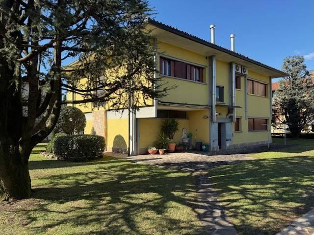 Villa in vendita a Cividate al Piano BG