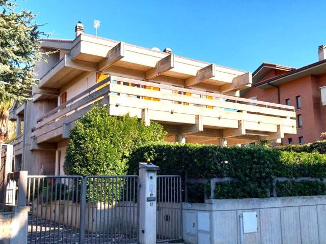 Villa in vendita a Civitanova Marche MC