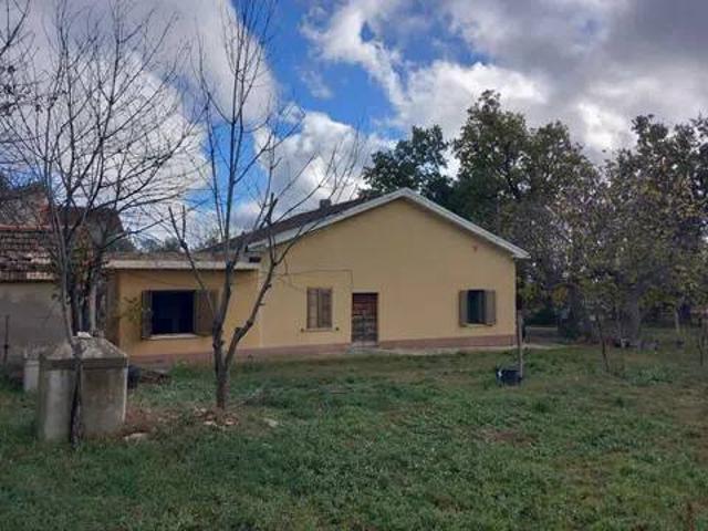 Villa in vendita a Civitaquana PE