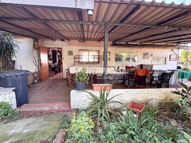 Villa in vendita a Civitavecchia