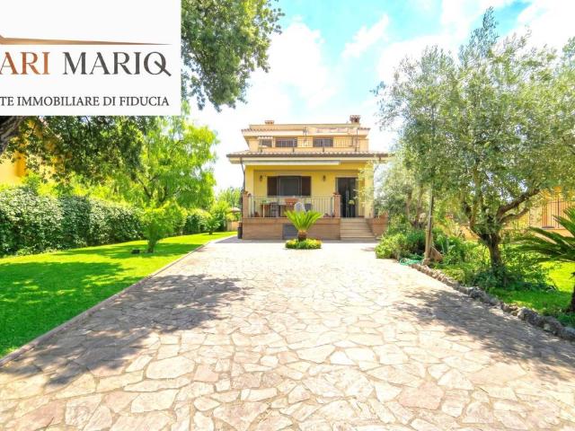 Villa in vendita a Ciampino RM
